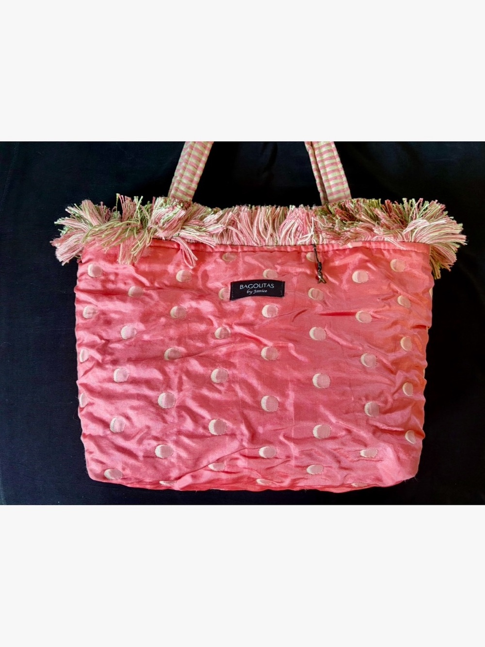 New Bagolitas Pink Textured Fringe Shoulder Purse 👛